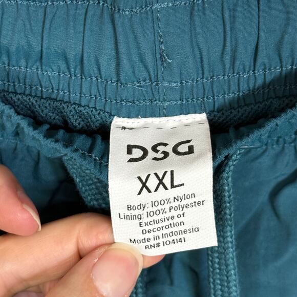 DSG Men's 6” Nylon Lifestyle Shorts, Brilliant Teal XXL - Picture 9 of 10